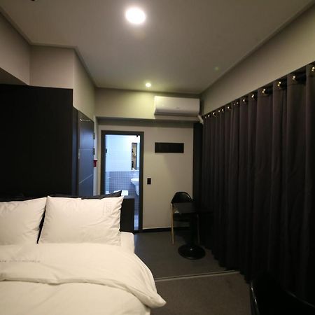 Pyeongtaek Stay Hotel 2 Exterior photo